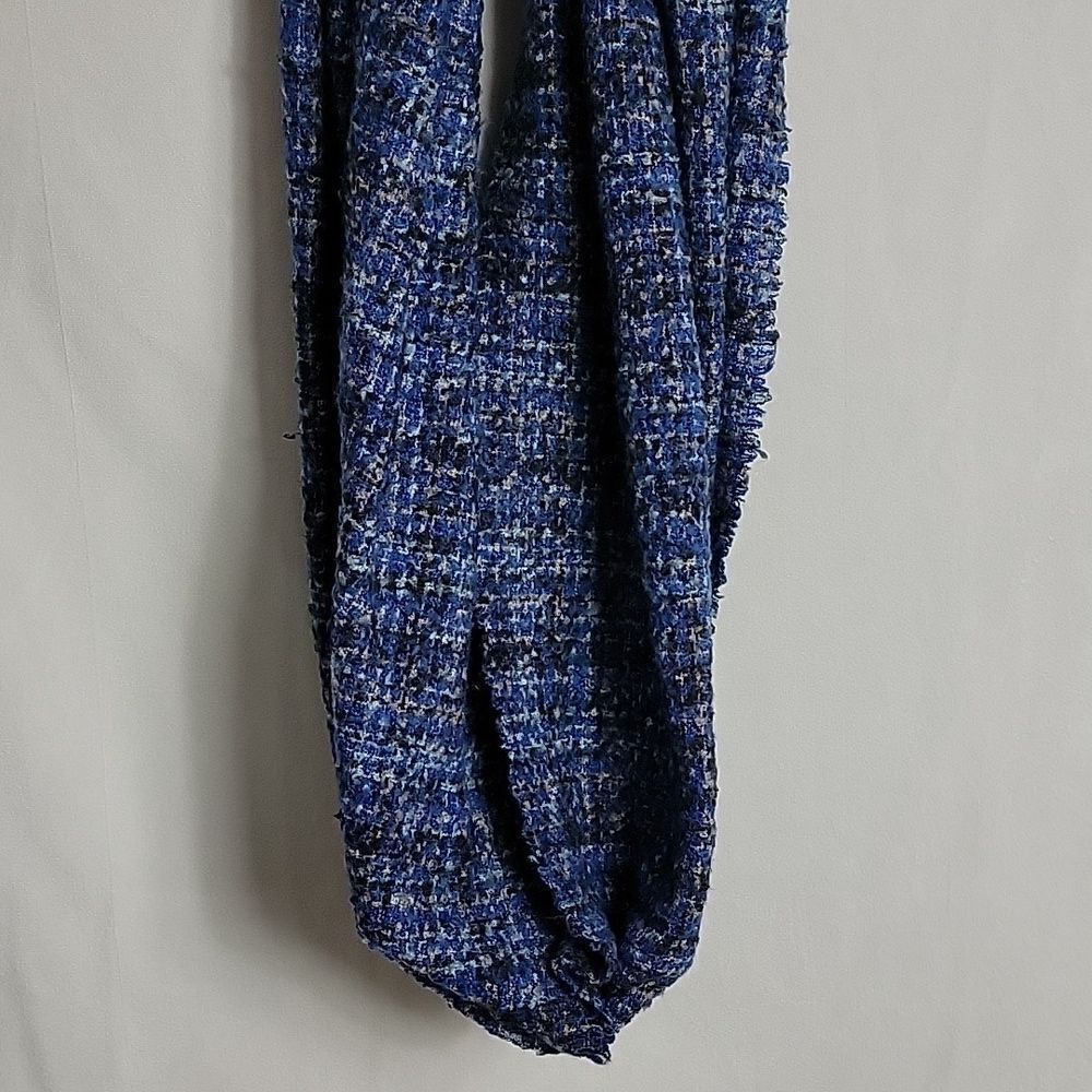 🖤5/$20🖤 INFINITY SCARF.. - Picture 2 of 7